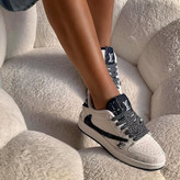 کتونی NIKE LV لژ ۵ سانت زنانه کد yar524 از سایز ۳۷ تا ۴۰ ضمانت اصالت کالا