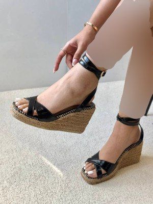 صندل لژدار کنفی جذاب زنانه کد yar551  ضمانت اصالت کالا