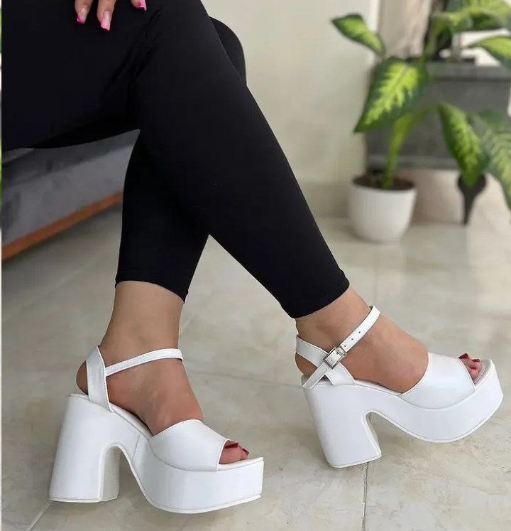 صندل فشن لژدار زنانه کد naz587 سایز ۳۶ تا ۴۰ ضمانت اصالت کالا