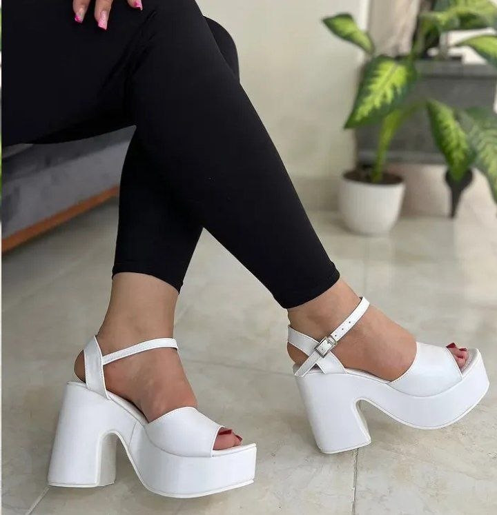 صندل فشن لژدار زنانه کد naz587 سایز ۳۶ تا ۴۰ ضمانت اصالت کالا