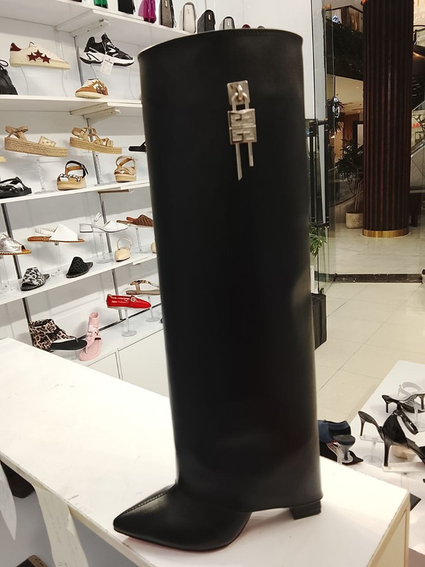 بوت شلواری جی وان چی کد naz261 از سایز ۳۷ تا ۴۰ ضمانت اصالت کالا