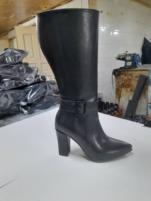 بوت پاشنه ۷ سانت سگک دار زنانه کد naz613 سایز ۳۶ تا ۴۱ ضمانت اصالت کالا